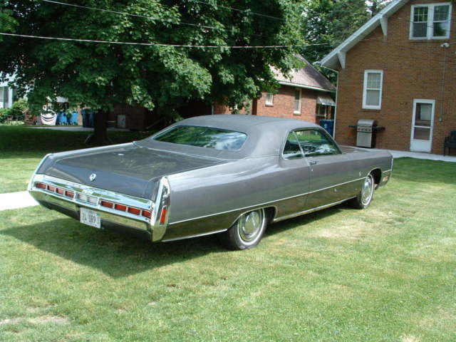 Attached picture 1970-chrysler-imperial-barn-find-22000-miles-charcoal metallic EA9.jpg